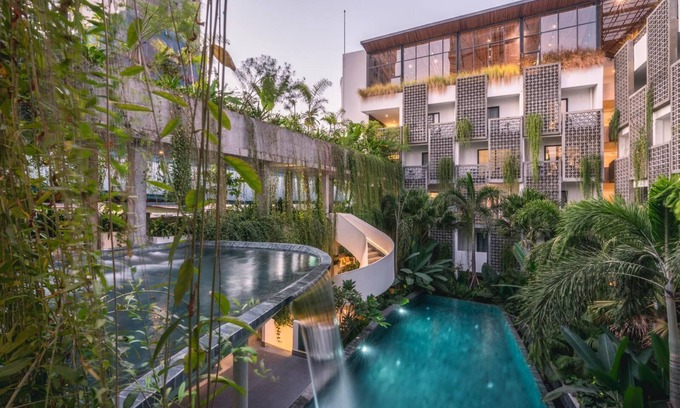 Chamkar Mon Hotel | Baitong Hotel & Resort