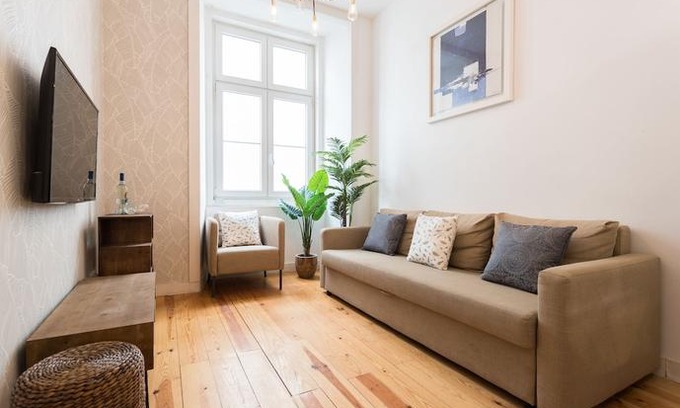 Baixa Apartment | Baixa Modern Three-Bedroom Apartment - By Lu Holidays