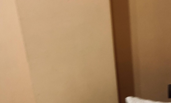 Lucerne House | Bajadores and Atocha. Along with all kinds of commerce