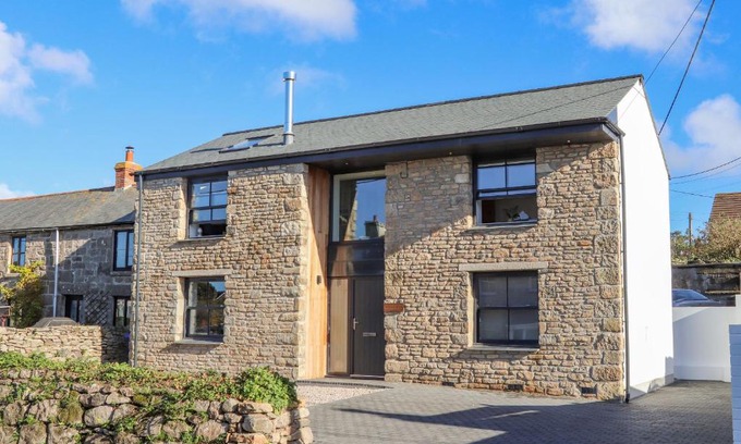 Trewellard House | Bal An Mor