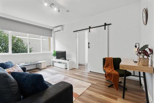 Windsor Apartment | Balaclava Urban Retreat