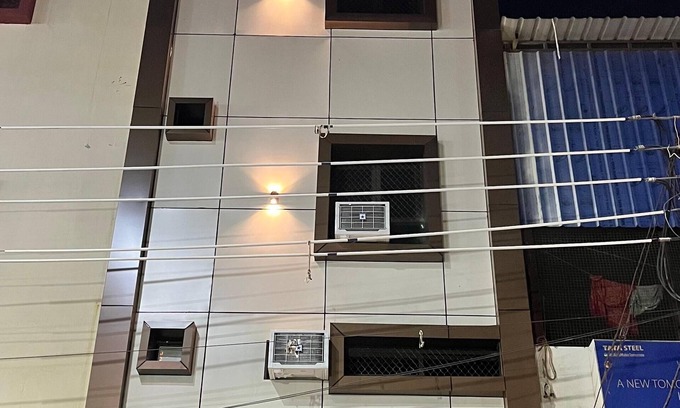 Varanasi House | BALAJII GUEST HOUSE