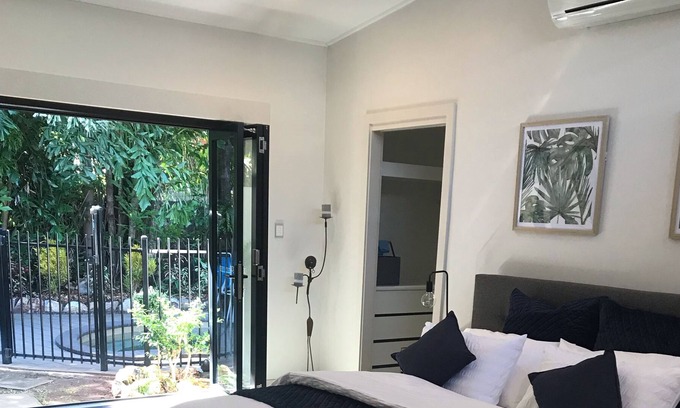 Nightcliff House | Bali inspired hideaway with plunge Pool & separate Villa