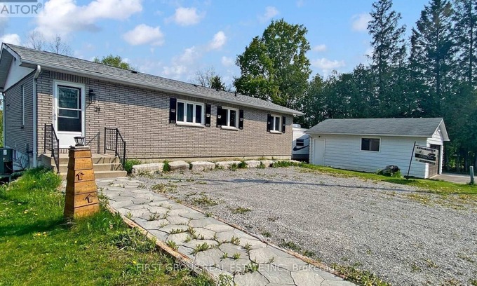 Coboconk House | Balsam Lake Gull river 10 Guest