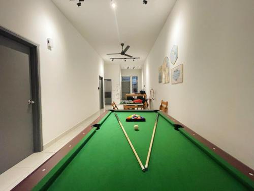Daerah Kulai House | Bandar Putra 16pax Ktv Snooker BBQ/IOI Mall/JPO/Aeon/Senai Airport