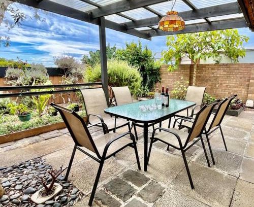 Templestowe Lower House | Bangalow by Award Winning Architect near Doncaster Hill