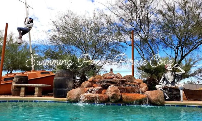 Casa Grande Cottage | BARBOSA - Entire Cottage at Pirates Cove