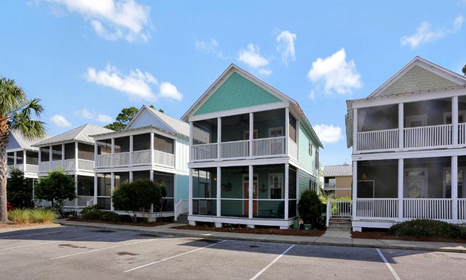 Port St. Joe House | Barefoot Cottage B48 by Pristine Properties