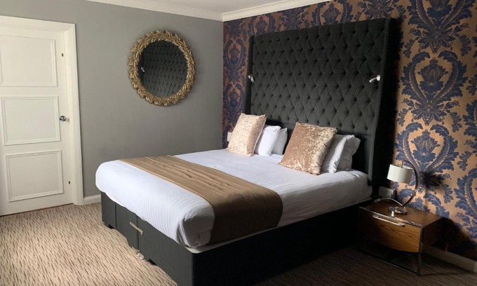 Walsall Hotel | Barons Court Hotel Walsall