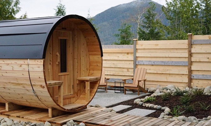 Tofino House | Barrel Sauna I Modern I Fire Pit I EV Charger