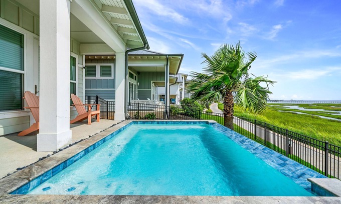 Rockport House | Bay escape with private heated pool, water view, loft & fast WiFi