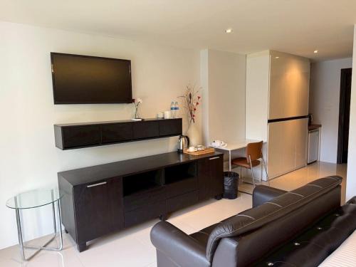 Nong Chaeng Apartment | Bay shore Ocean View Phuket
