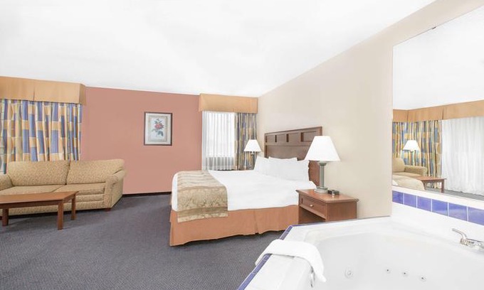 Boone Hotel | Baymont by Wyndham Boone