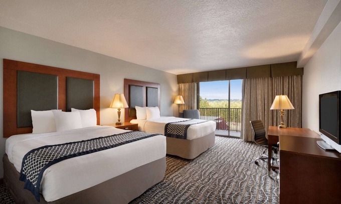 West Hills Hotel | Baymont by Wyndham Bremerton WA