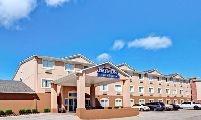 El Reno Hotel | Baymont by Wyndham El Reno