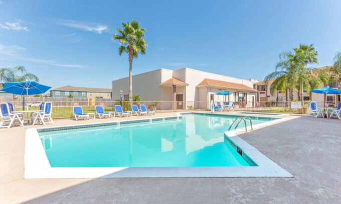 Lakeview  Jefferson County Hotel | Baymont by Wyndham Port Arthur