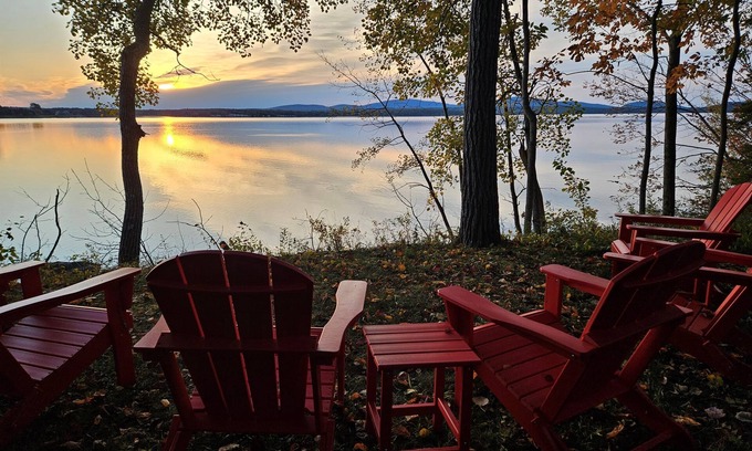 Trenton House | Bayside Cottage- Sunrises over Cadillac Mountain!