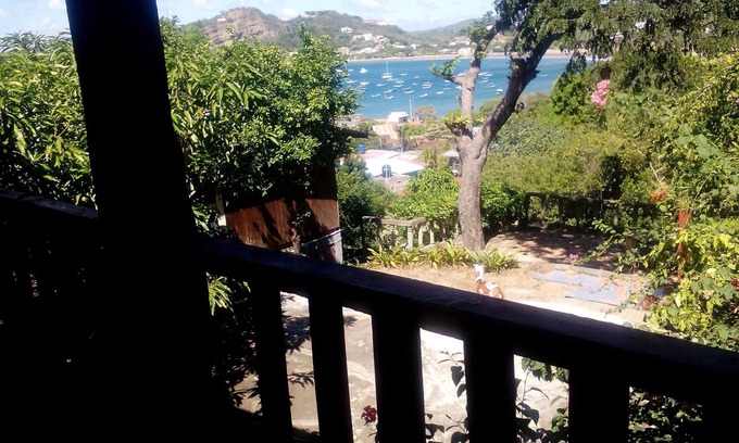 Paradise Bay Ski Chalet | Bayview 2-bedr. rustic chalet close to beach and city center of San Juan del Sur