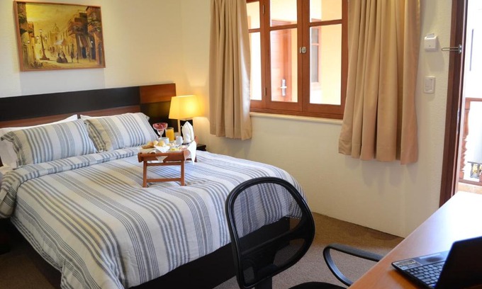 Armendariz Hotel | Bayview Hotel