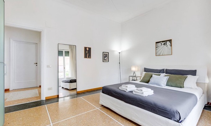 Nomentano Apartment | BDC - The Lady cozy 3-Bdr apt