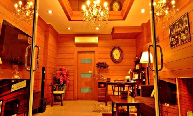 Ban Bang Saen Hotel | Be Rich Hotel