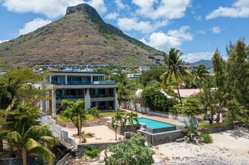 La Mivoie Apartment | Beach and Mountain - Tamarin