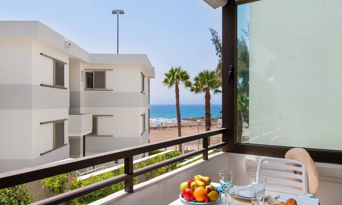 San Agustin Apartment | Beachfront apartment Siesta 21 San Agustin Playa by VillaGranCanaria