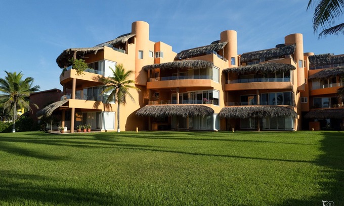 Barra de Potosi Condo | Beach front 3-bedroom condo on Playa Blanca in fantastic Zihuatanejo