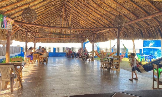 Las Penitas Bed & Breakfast | Beach Hotel Room For 6 P Pool Breakfast and Fan