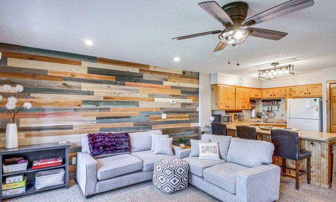 Brainerd House | Beach & Lake Access: Brainerd Townhome