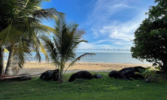 Hucares Apartment | Beach, Pool, King Bed 1st Floor Spacious Apartment in Naguabo