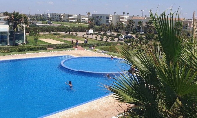 Casablanca Apartment | Beach Resort with Pools and Beach Access