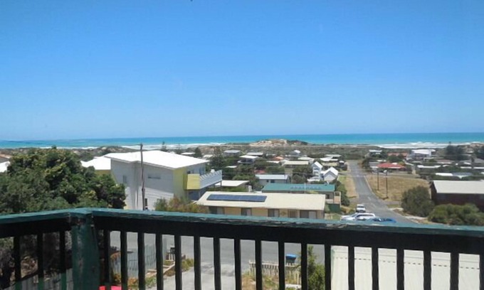 Goolwa Beach House | Beach View - Goolwa Beach - Family - Walk to Beach