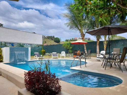 Jaco Resort | BeachBungalow Surf&Stay