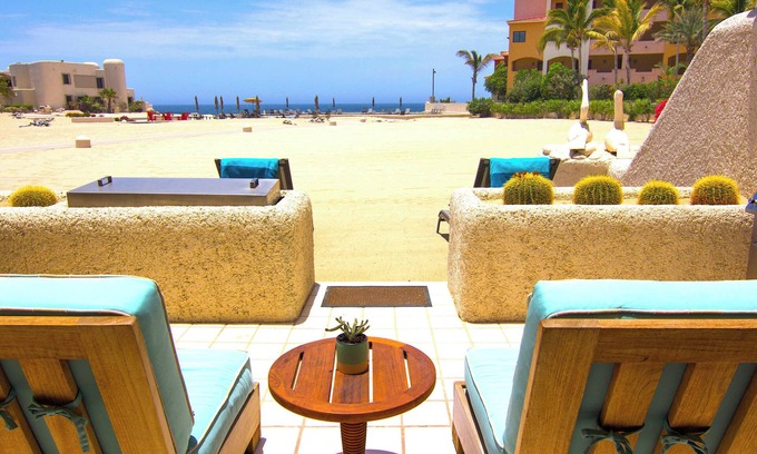 Centro Condo | Beachfront Bliss | Barbecue, Firepit, Patio & More