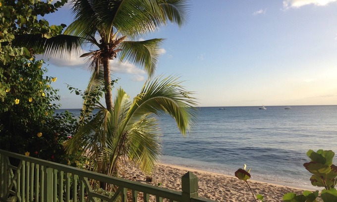Fitts Village Apartment | Beachfront Bliss - Stunning 3-Bedroom Villa on Barbados’ West Coast