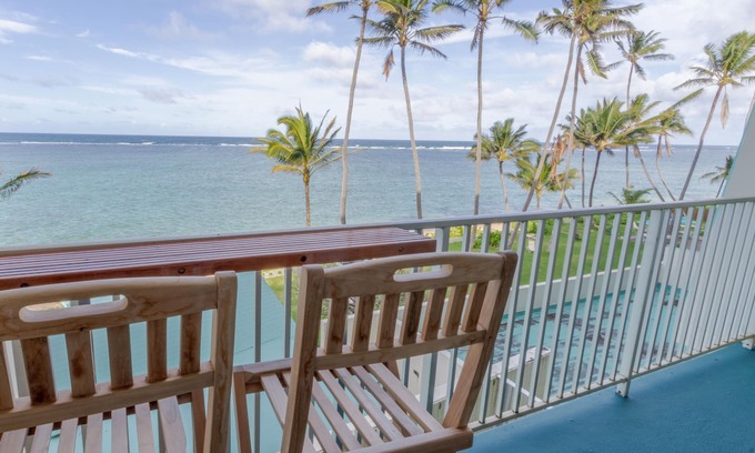 Punaluu Condo | Beachfront Condo in Punaluu. Updated! Clean beaches to walk/swim! Escape Crowds!