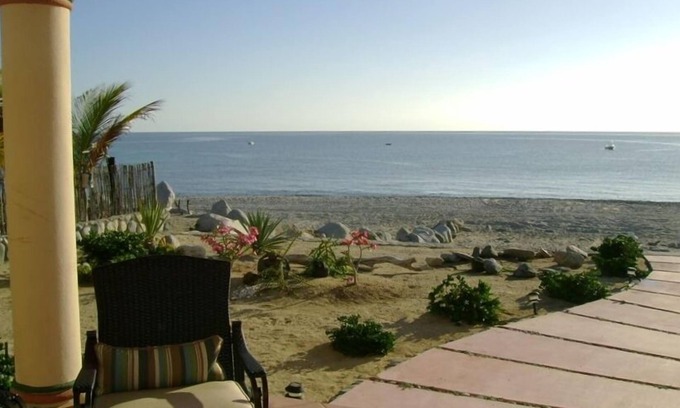 Los Barriles House | Beachfront Living- Beach & Ocean as Your Front Yard