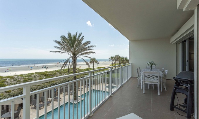 Jacksonville Beach Condo | BEACHFRONT.Mayo Clinic. Sawgrass TPC Players Cup.5 star reviews