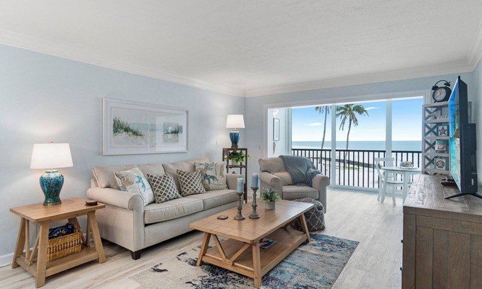 Bonita Springs Condo | Beachfront Modern Getaway | Sleeps 4