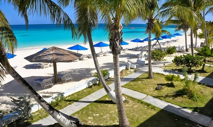 Shoal Bay House | Beachfront Property! 1 Bedroom Poolside with Fully-equipped Kitchen! Pool, Spa!