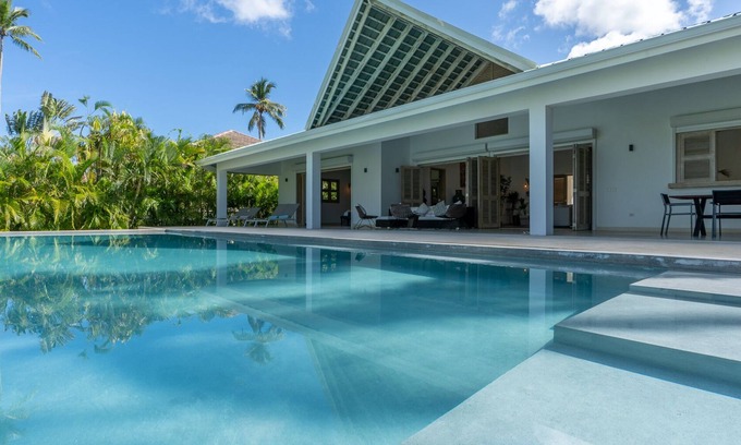 Las Terrenas Villa | Beachfront villa at Coson beach
