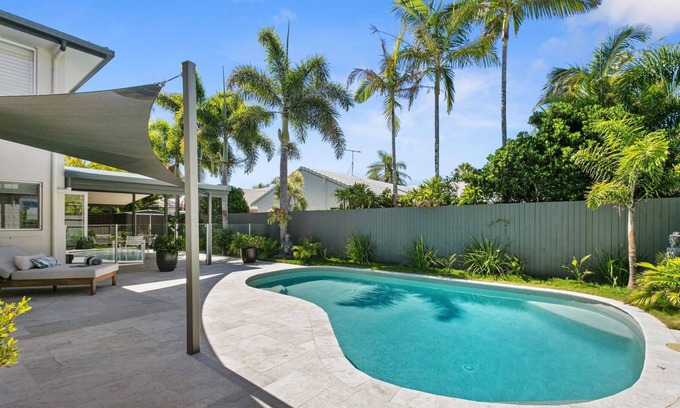 Bokarina House | Beachside luxury home. Private pool. Great for families.