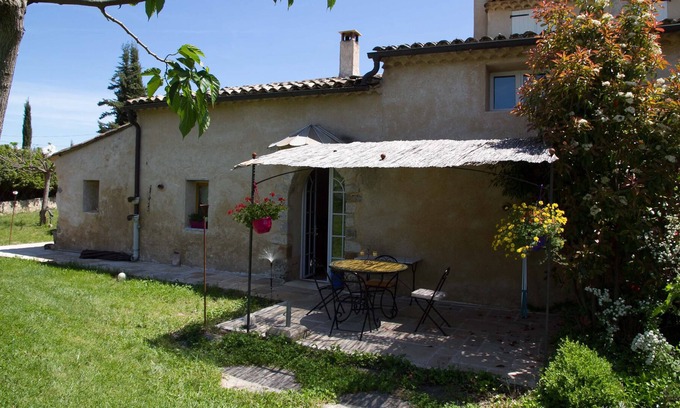 Manosque Apartment | Beautiful cottage calm manosque