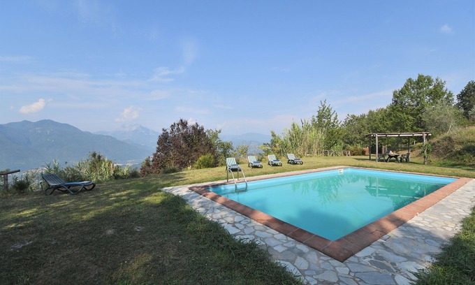Coreglia Antelminelli House | Beautiful private villa for 6 guests with WIFI, private pool, TV and pets allowed