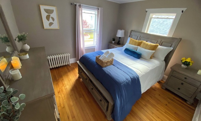 Sydney House | Beautiful 1920’s home in the heart of Sydney!