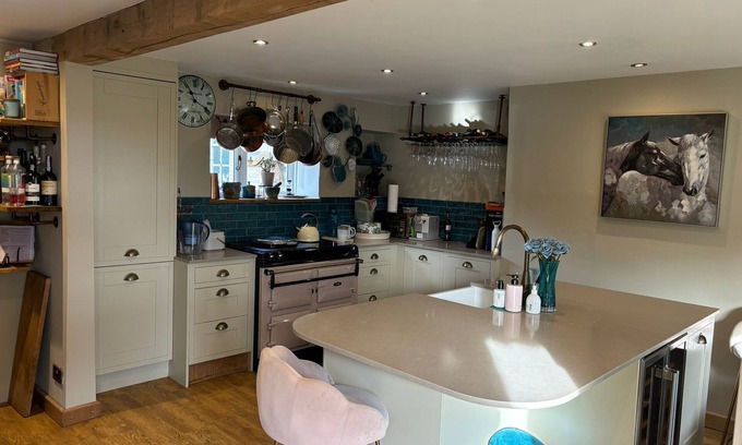 Stratton Audley Cottage | Beautiful 2 Bed large homely luxurious cottage nr Bicester Brackley Buckingham