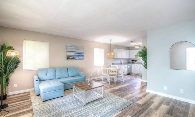 Lantana House | Beautiful 2-bedroom coastal home minutes from beach & downtown