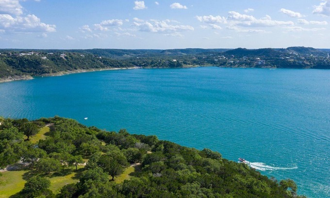 Canyon Lake Apartment | Beautiful 2 bedroom unit at resort, sleeps 6