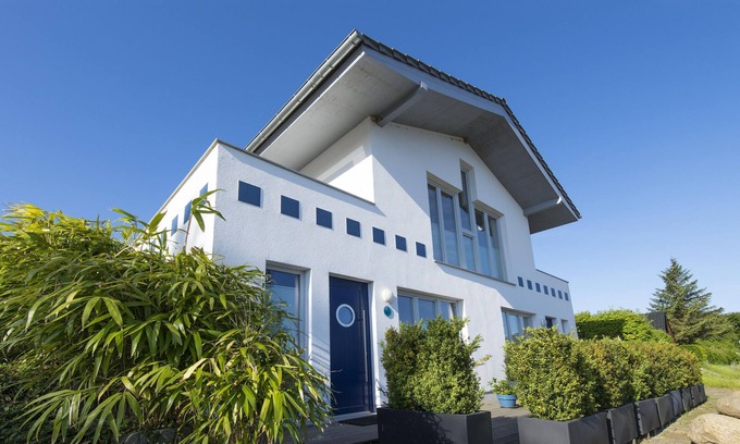 Lohme Apartment | Beautiful 2-room vacation apartment with terrace - Haus Ostseeblick 1 FeWo Backbord